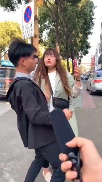 围观的吃瓜帅哥,揭秘娱乐圈幕后风云